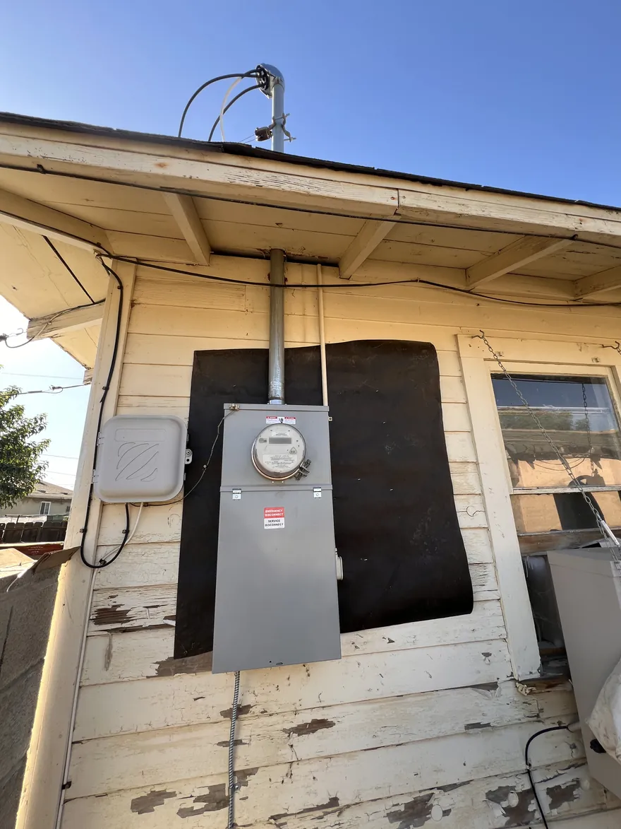A 200 amp service upgrade installed by ElitePhase Electric