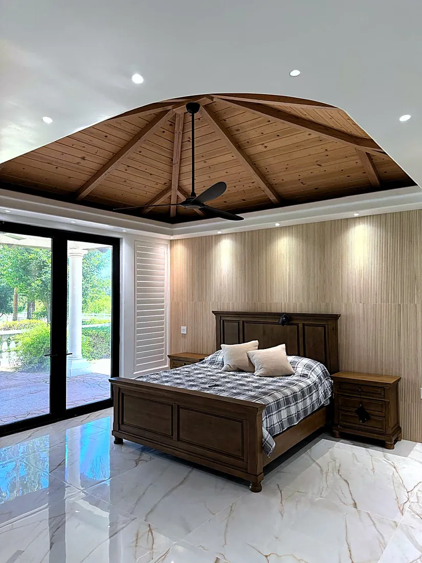 Vaulted bedroom, fan and recessed lighting, installed by ElitePhase Electric